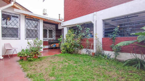 Casa 3 Dormitorios Venta - Florida Oeste