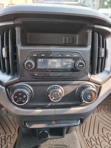 Imagen 11 de 12 de Chevrolet S-10 2.5 Cabina Regular Mt 2017