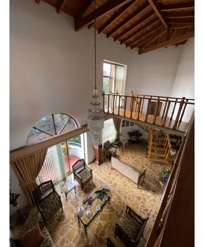 Vendo Exclusivo Y Acogedor Apartamento Duplex En Laureles,medellin.