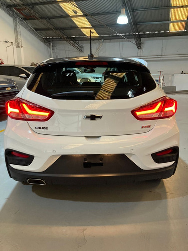 Imagen 15 de 18 de Chevrolet Cruze Rs *5p 1.4t Bv