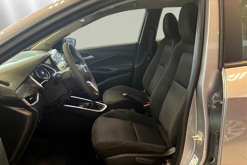 Chevrolet Onix 1.3 Lt Mt