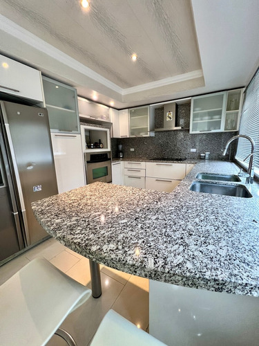 Imagen 1 de 14 de Venta O Alquiler Townhouse El Bosque Valencia