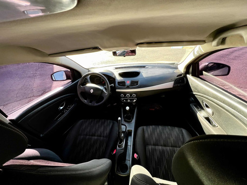 Imagen 21 de 22 de Renault Fluence Gnc
