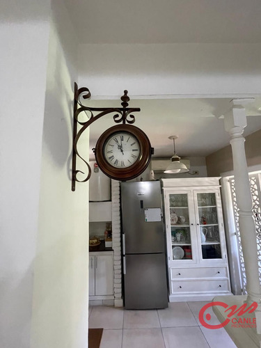 Venta Casa En Barrio Solares Del Norte