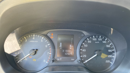 Imagen 19 de 25 de Nissan Np300 Frontier