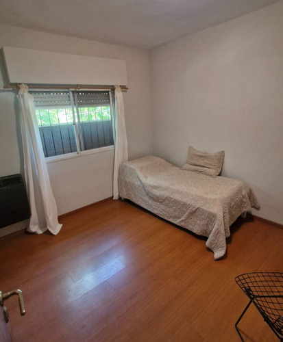 Muy Buena Casa Ph 3 Dormitorios 2 Baños, Garaje, Patio Y Terraza