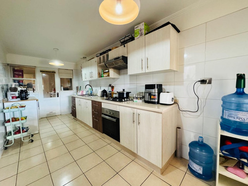 Cómoda Y Amplica Casa En Serena Oriente 5d/3b, Gran Quincho!