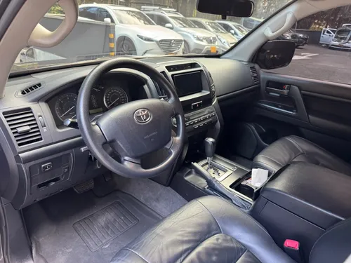 Toyota Land Cruiser 4.5 Elite Lc200