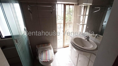 Apartamento En Venta En Los Palos Grandes Bh