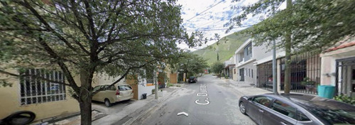 Casa En Remate Bancario En Durazno, General Escobedo, Nuevo León