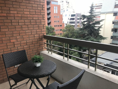 Evaristo Lillo, Las Condes, Chile