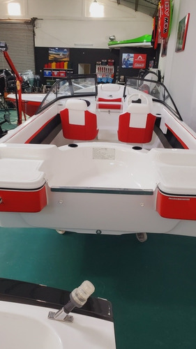 Imagen 11 de 15 de Tracker Lancha Geuna Gt540 El Mejor Del Mercado S/motor