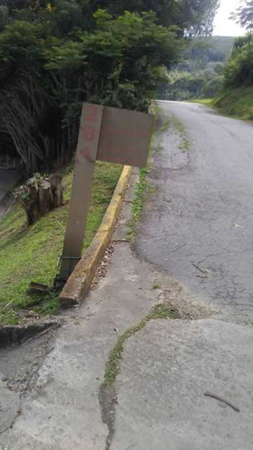 Imagen 2 de 5 de Se Vende Parcela 2 Puestos / Cementerio Del Este