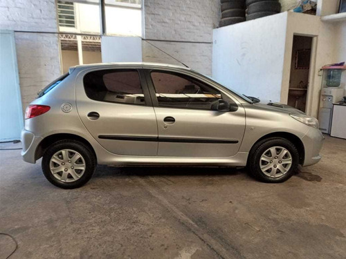 Peugeot 207 1.4 Active 75cv 2013