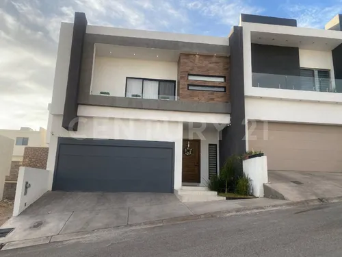 Casa En Venta En Fraccionamiento Residecial Torralba
