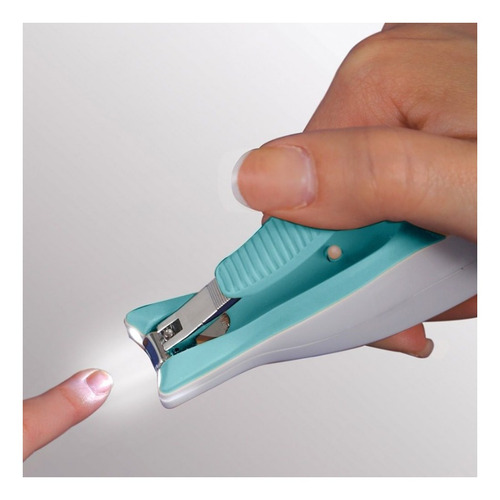 Imagen 2 de 2 de Corta Uñas Con Luz + Lima Safety 1st