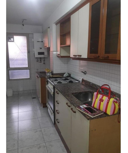Imagen 14 de 23 de Dpto 2 Amb. Excelente Ubicación Con Cochera!!!!!