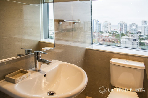 Imagen 21 de 23 de Apartamento En Mansa, 3 Dormitorios