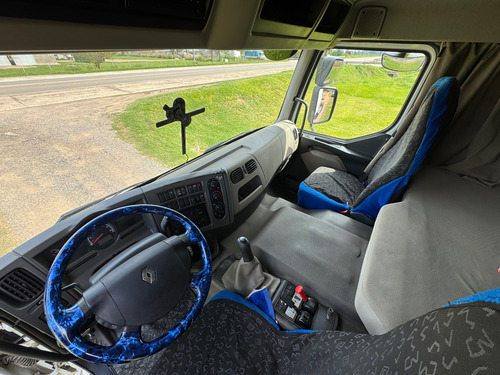 Renault Premium 320 Dxi