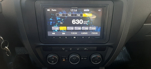 Imagen 10 de 18 de Volkswagen Vento 2018 1.4 Highline 150cv At