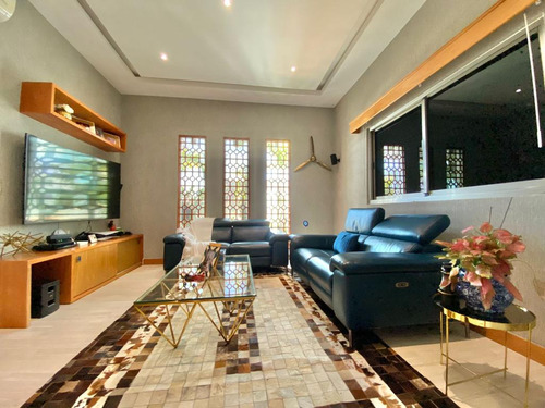 Imagen 8 de 21 de Vendo Penthouse 3 Hab/ 221 Mt2 Zona Exclusiva Del Millon, Dn