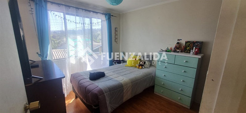 Casa En Venta De 4 Dorm. En Quilpué