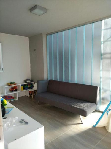 Imagen 4 de 9 de Dúplex De 3 Dormitorios En Venta En Claros Del Bosque. Apto Crédito. Con Escritura. Recibe Depto.