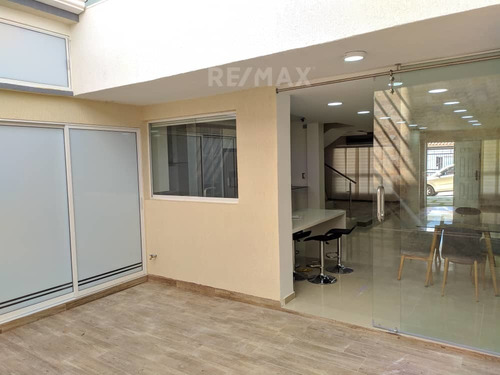 Imagen 14 de 17 de Venta. Casa. San Cristóbal