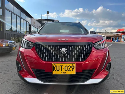 Peugeot 2008 Gt Line 1.2cc At Aa 4x2