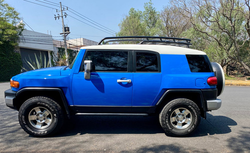 Toyota Fj Cruiser 3p Premium Aa Ee Ra Abs 4x4 At
