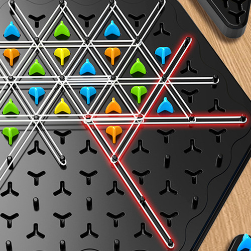Para Nuevo Juego De Geometría Multijugador, Triangular Chess