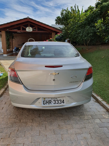 Prisma Lt 1.4 2016 Prata