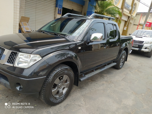 Nissan Frontier 2013 2.5 Le Cab. Dupla 4x4 Aut. 4p