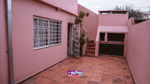 Venta Casa San Justo 6 Ambientes