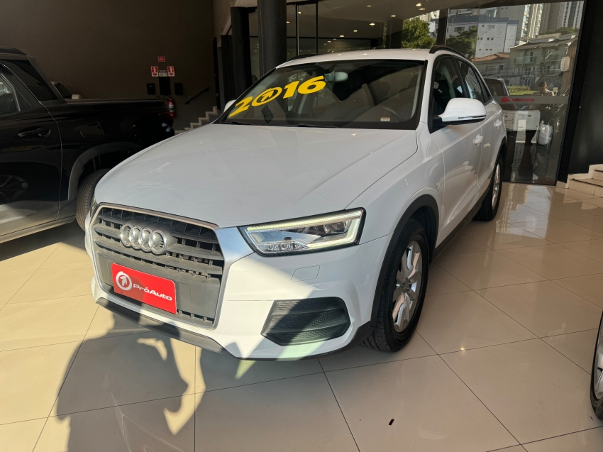 Audi Q3 Attraction TFSi