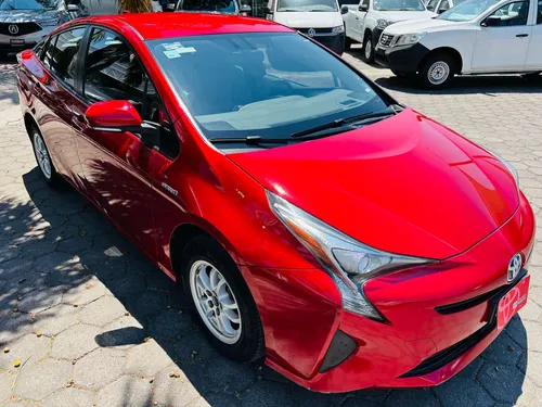 Toyota Prius 1.8 Premium Cvt