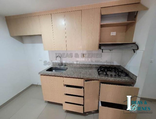 Apartamento En Venta El Carmelo Sabaneta