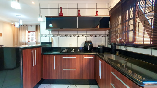 710 Mil / Casa À Venda Com 2 Quartos Em Valinhos/sp