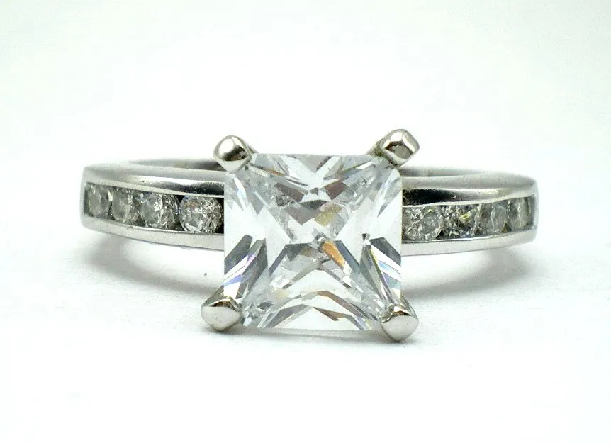 Anillo Solitario De Plata 925 Talla Prince