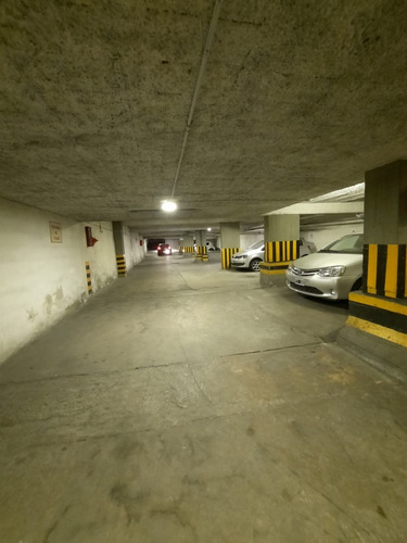Imagen 14 de 14 de Piso Completo Con Vista A Plaza Colon!