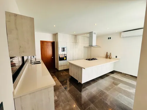 Casa En Venta En Veracruz Con Alberca Fracc. Playas Del Conchal.