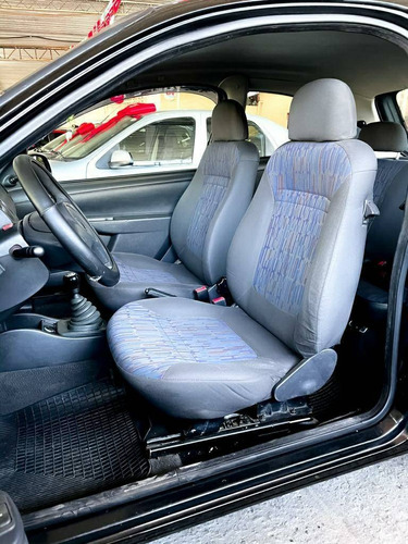 Imagem 6 de 8 de Chevrolet Celta 1.0 Mpfi Vhce Spirit 8v Flex 2p Manual