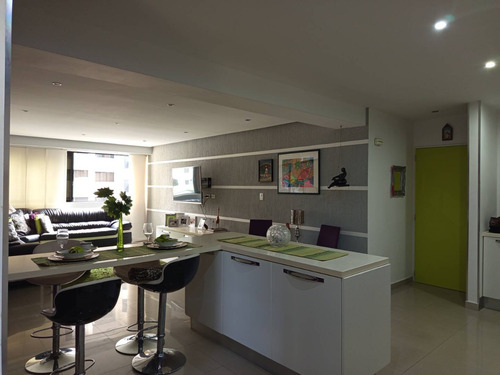 * Josefina Toledo: Moderno Apartamento En Venta En Sabana Larga, Puerto Madero, 116m², Maletero, Planta, Family Room, 274693