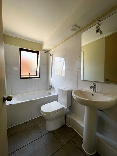 En Condominio Cerrado Bario Plaza Endependencia