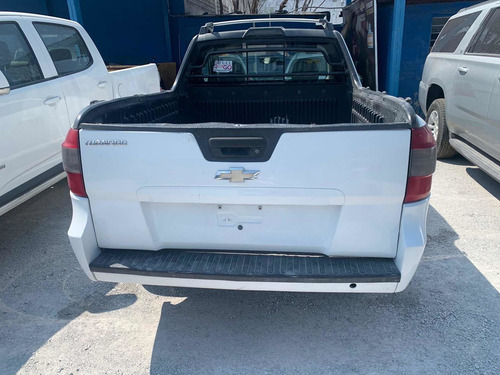 Imagen 4 de 4 de Chevrolet Tornado Equipada