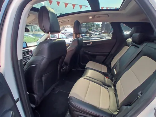 Ford Escape 2.5 Titanium Hybrid At