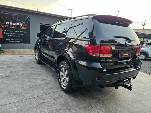 Toyota Hilux SW4 SRV D4-D 4x4 3.0 TDI Dies. Aut