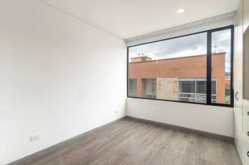 Apartamento En Arriendo/venta En Lisboa. Cod A16289