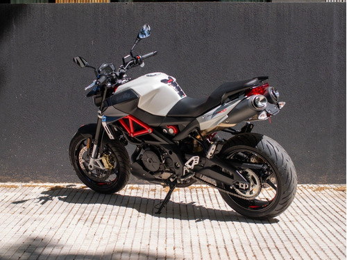 Imagen 25 de 25 de Aprilia Shiver 900cc 95cv Permuta Concesionario Oficial