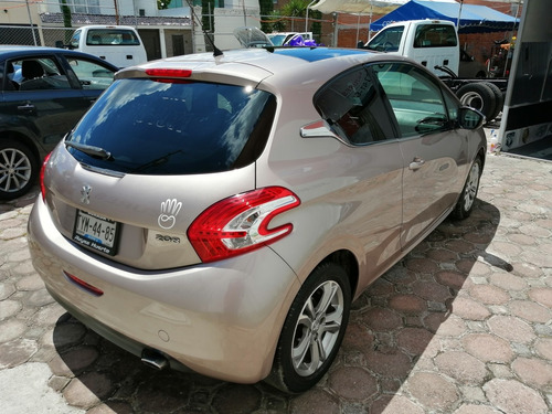 Imagen 5 de 7 de Peugeot 208 Feline 1.6 Mt